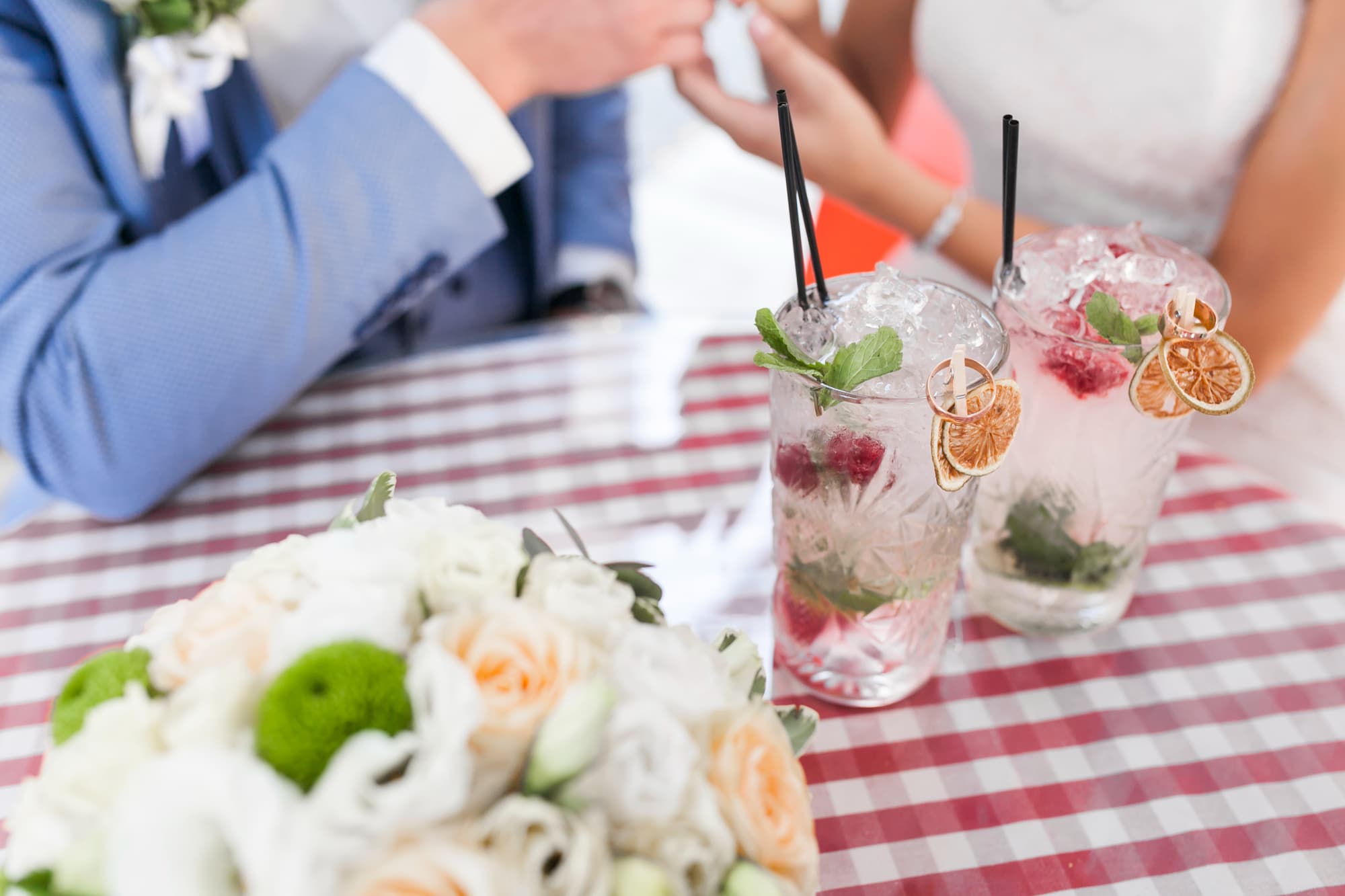 Hochzeitsfeier mit Cocktail-Catering – festliche Atmosphäre